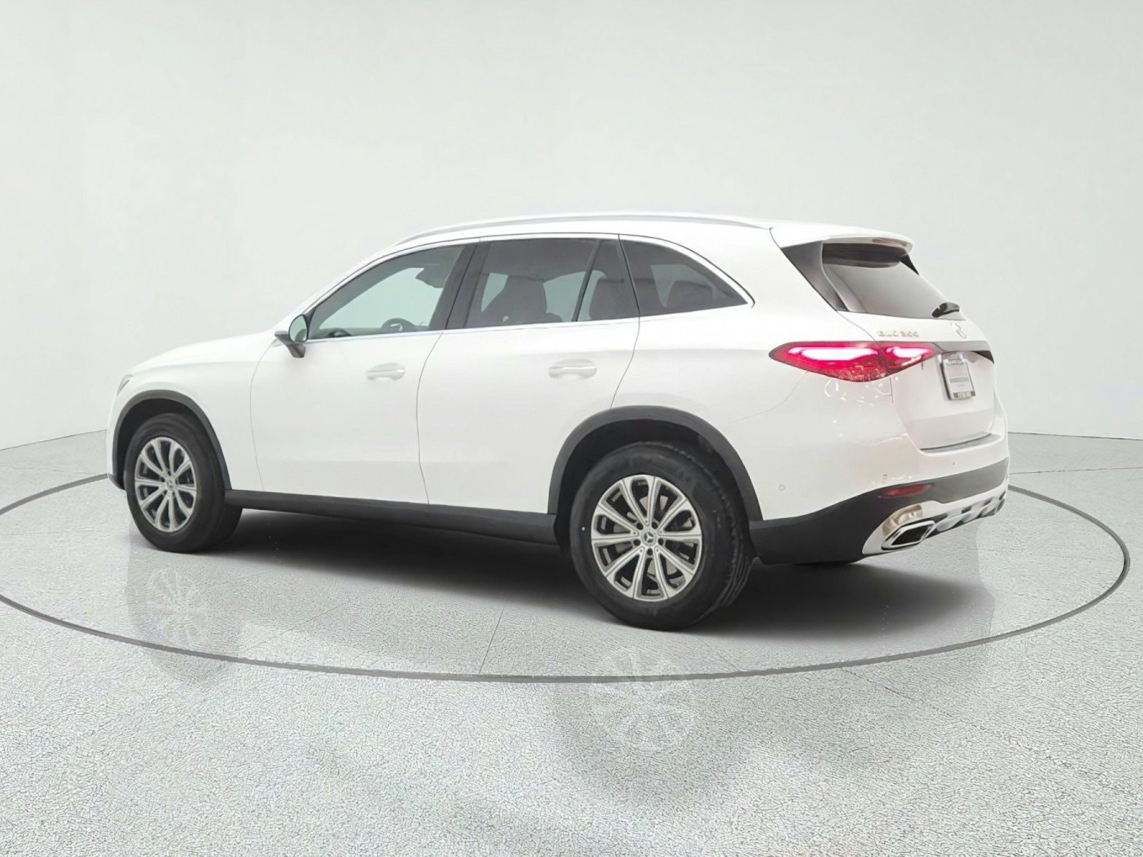 Certified 2024 Mercedes-Benz GLC 300 4MATIC image 7