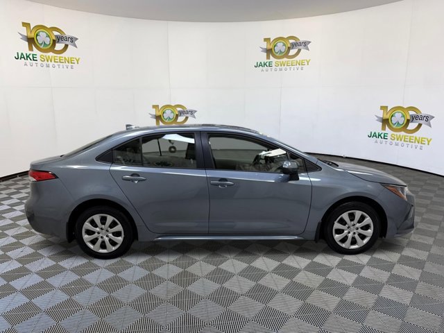Used 2023 Toyota Corolla LE w/ Carpet Mat Package (TMS) image 11