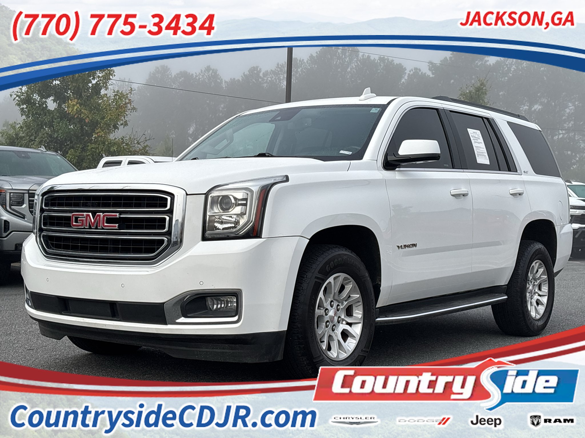 Used 2017 GMC Yukon SLT AWD/4WD image 1