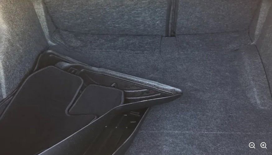 Used 2023 Dodge Challenger SXT w/ Cold Weather Group image 15