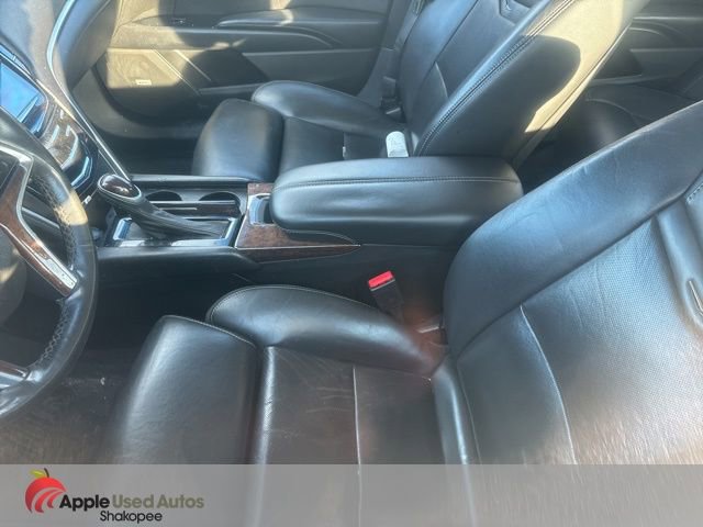 Used 2013 Cadillac XTS Premium image 4