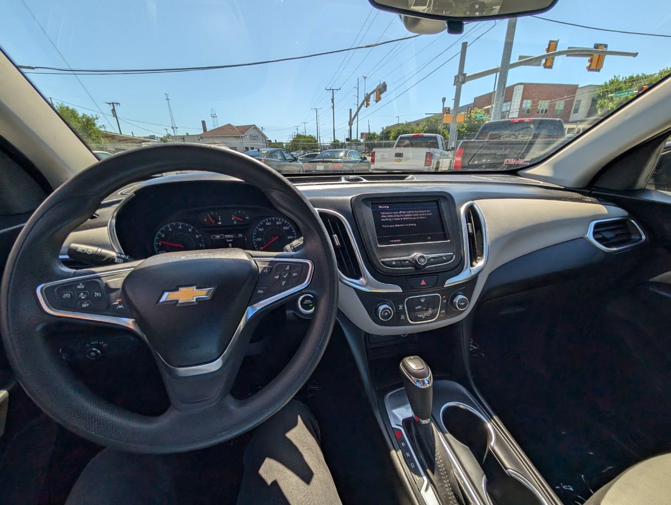 Used 2021 Chevrolet Equinox LS FWD image 21
