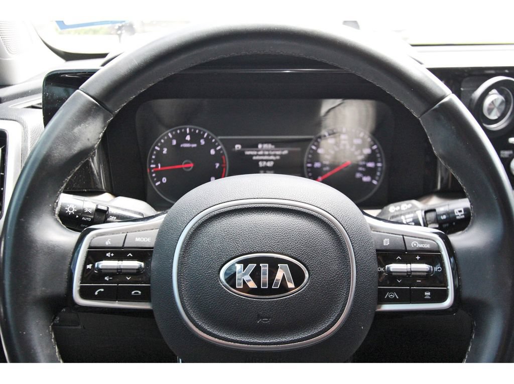 Used 2021 Kia Sorento EX w/ Panoramic Sunroof Package FWD image 9