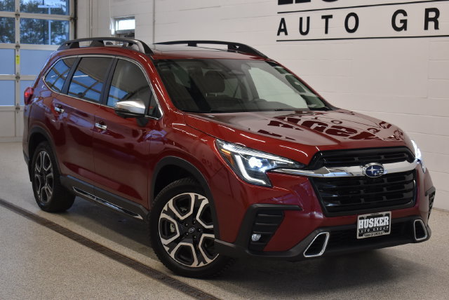 Used 2023 Subaru Ascent Touring w/ Popular Package #2A AWD/4WD image 1