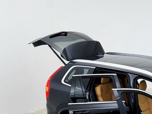 Certified 2024 Volvo XC90 B6 Ultimate w/ Protection Package Premier AWD/4WD image 31