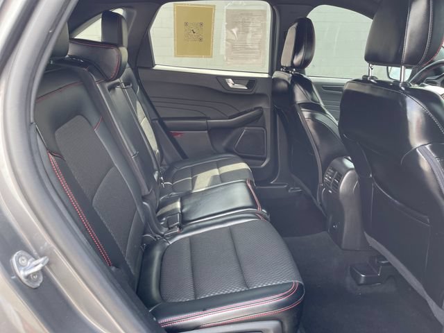 Used 2024 Ford Escape ST-Line w/ Tech Pack #1 AWD/4WD image 31