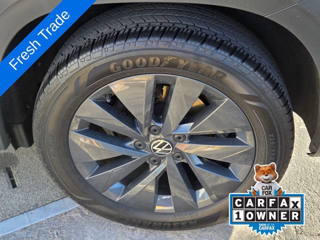 Certified 2023 Volkswagen Taos S FWD image 3