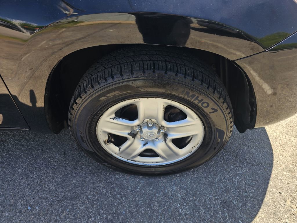 Used 2010 Toyota RAV4 4WD w/ 3rd Row image 31