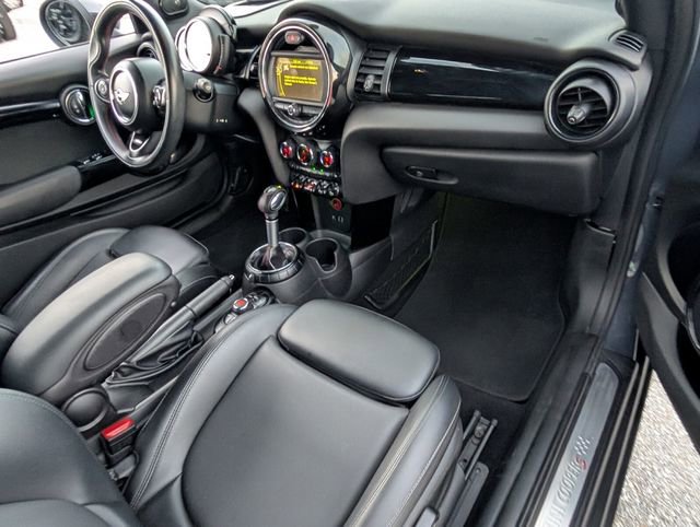 Used 2016 MINI Cooper S image 11