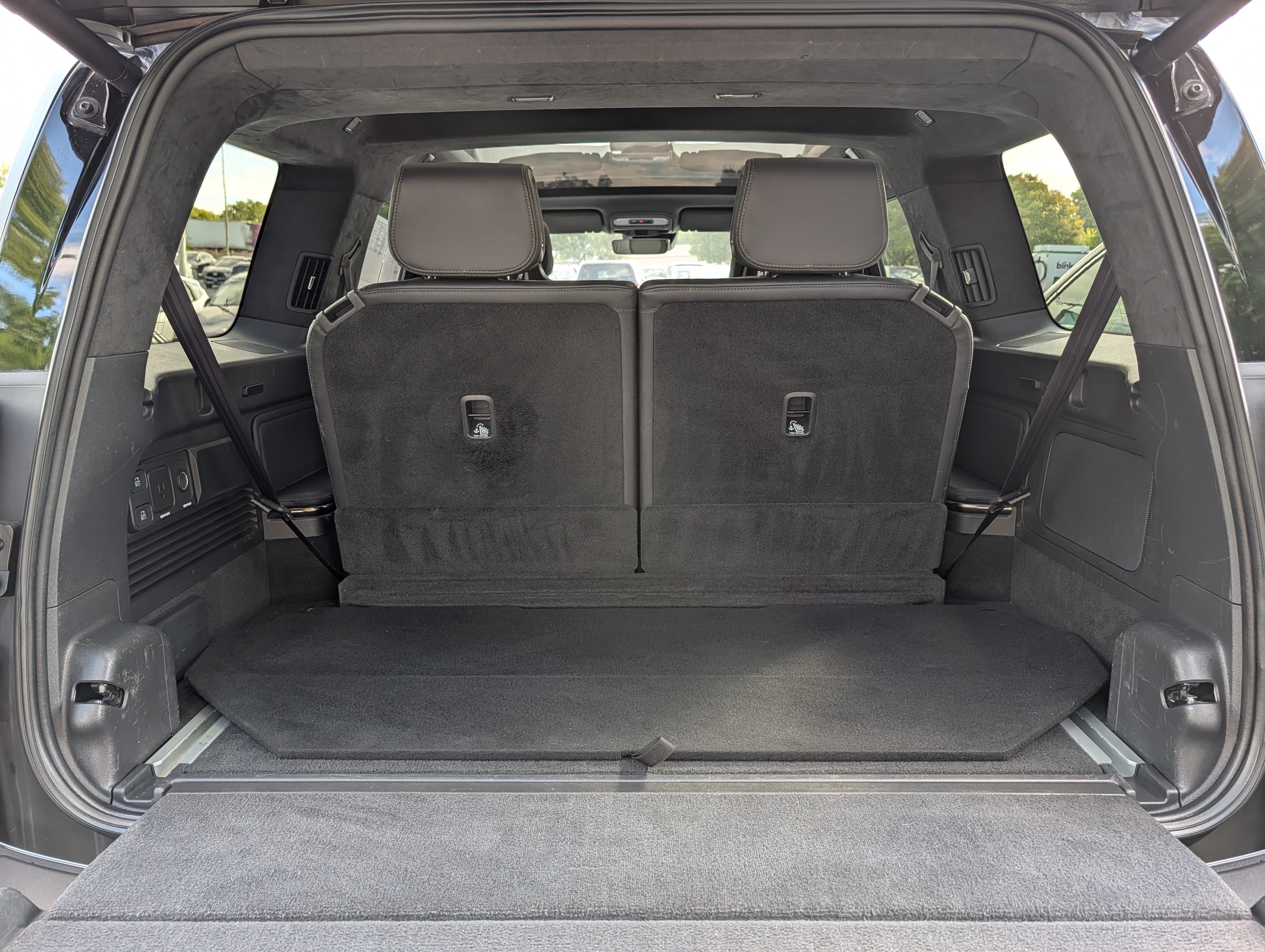 Used 2023 Rivian R1S Adventure Quad AWD/4WD image 18
