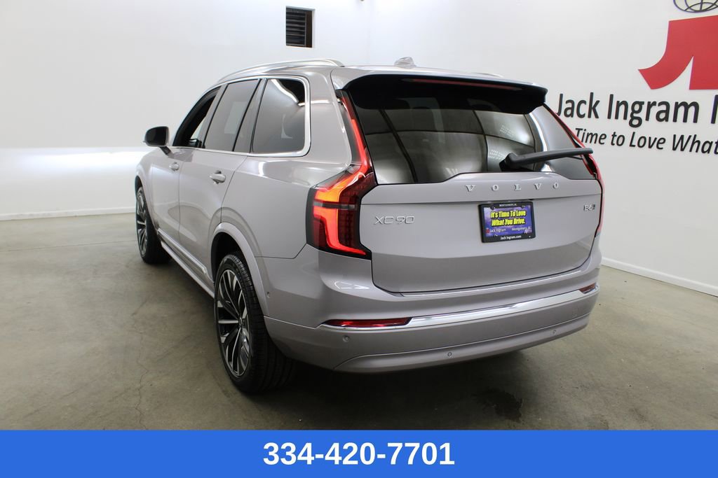 New 2026 Volvo XC90 B6 Plus w/ Protection Package Premier image 2
