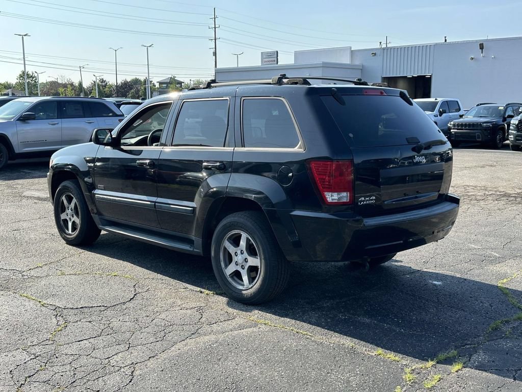 Used 2007 Jeep Grand Cherokee Laredo AWD/4WD image 6
