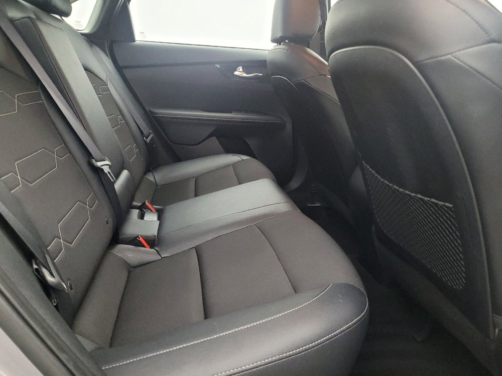 Used 2024 Kia Forte GT-Line image 19