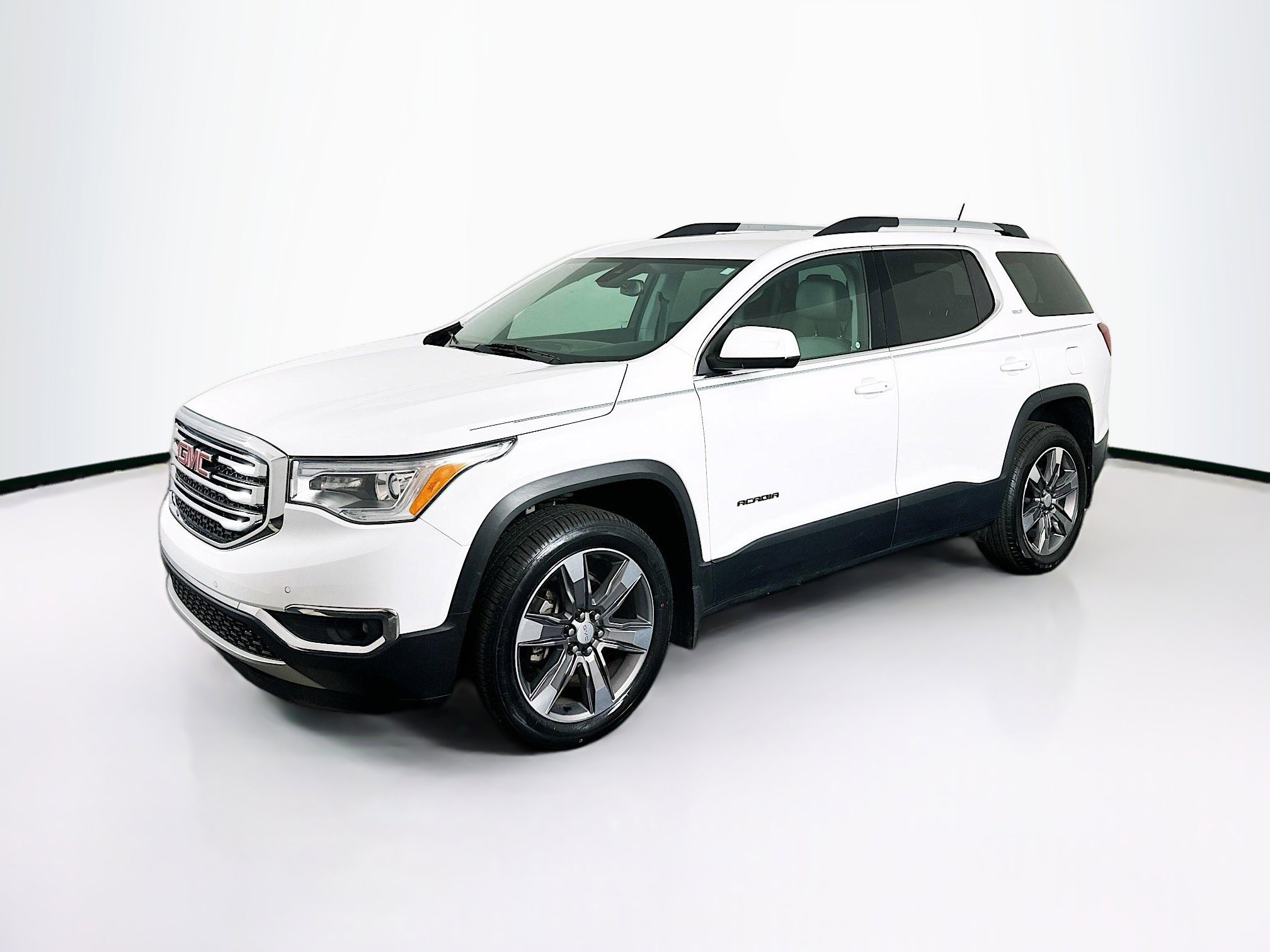 Used 2019 GMC Acadia SLT image 3