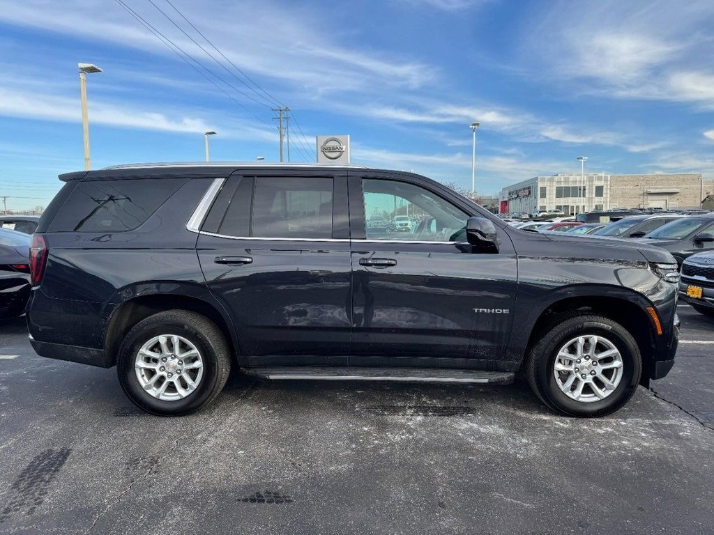 Used 2025 Chevrolet Tahoe LS image 2