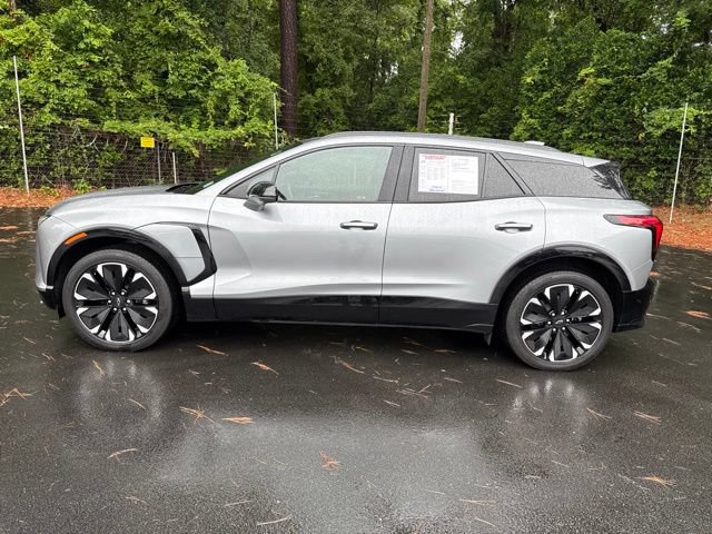 Used 2024 Chevrolet Blazer EV RS RWD image 2