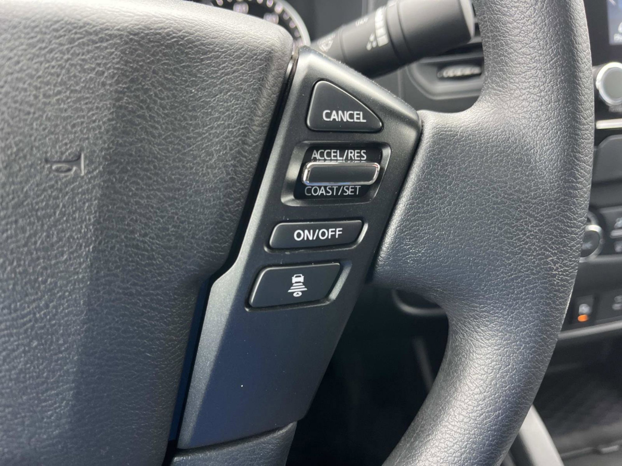 Used 2024 Nissan Frontier S w/ Technology Package image 25