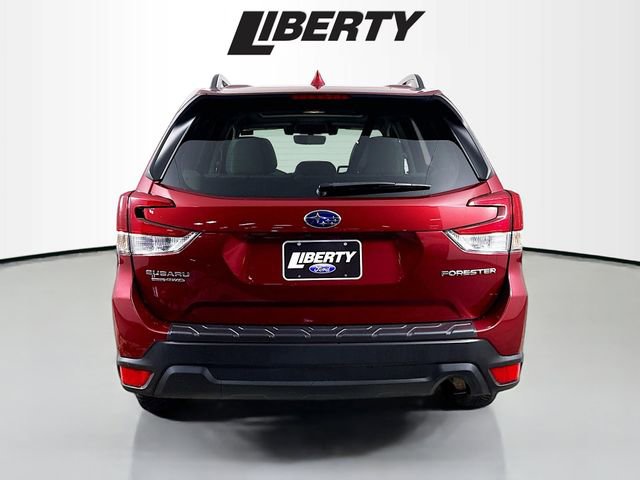 Used 2021 Subaru Forester Premium image 6