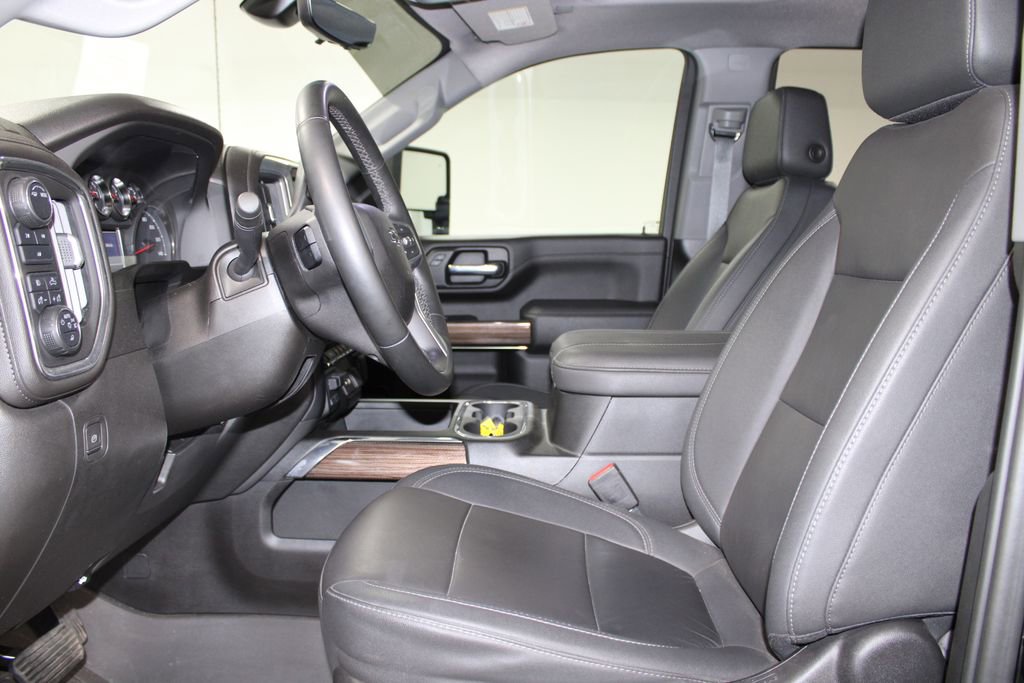 Used 2023 Chevrolet Silverado 2500 LT w/ Midnight Edition image 19