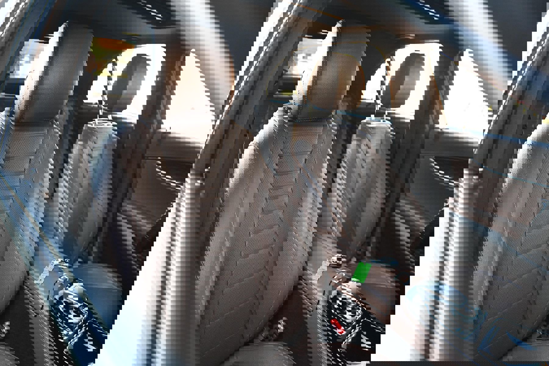 Used 2018 Mercedes-Benz E 300 image 12