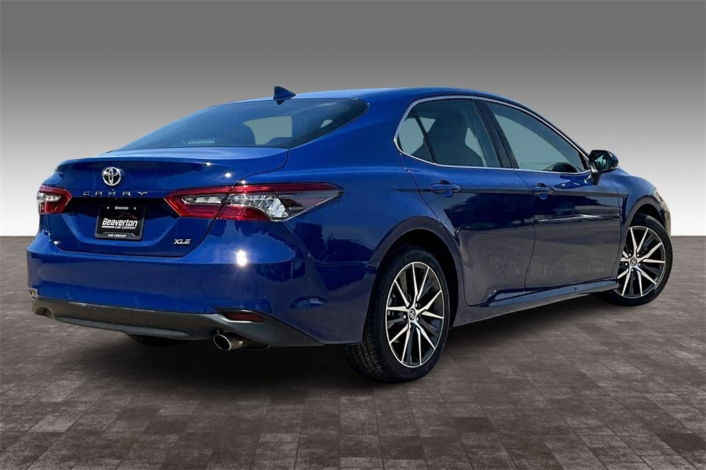 Used 2023 Toyota Camry XLE w/ Cold Weather Package image 13