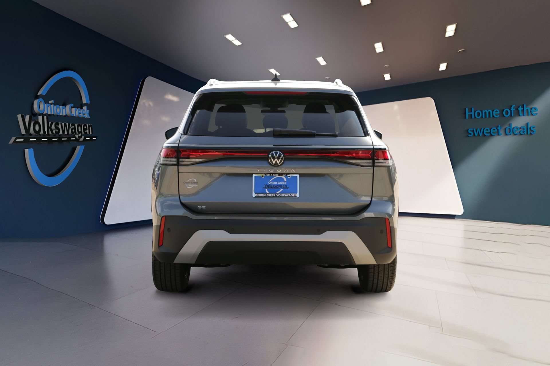 Certified 2026 Volkswagen Tiguan SE FWD image 6