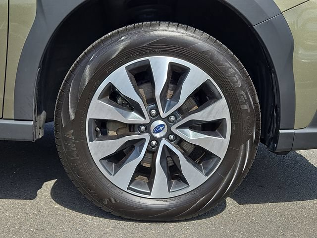 Used 2025 Subaru Outback Limited AWD/4WD image 8