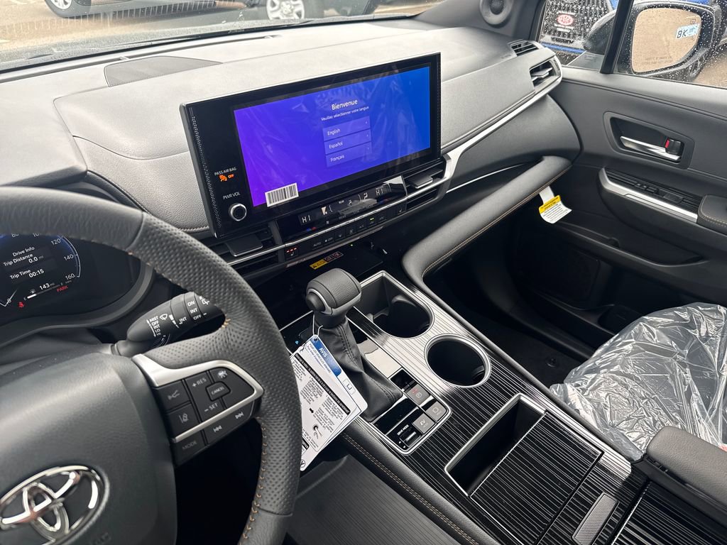 New 2026 Toyota Sienna XLE Woodland Edition AWD/4WD image 27