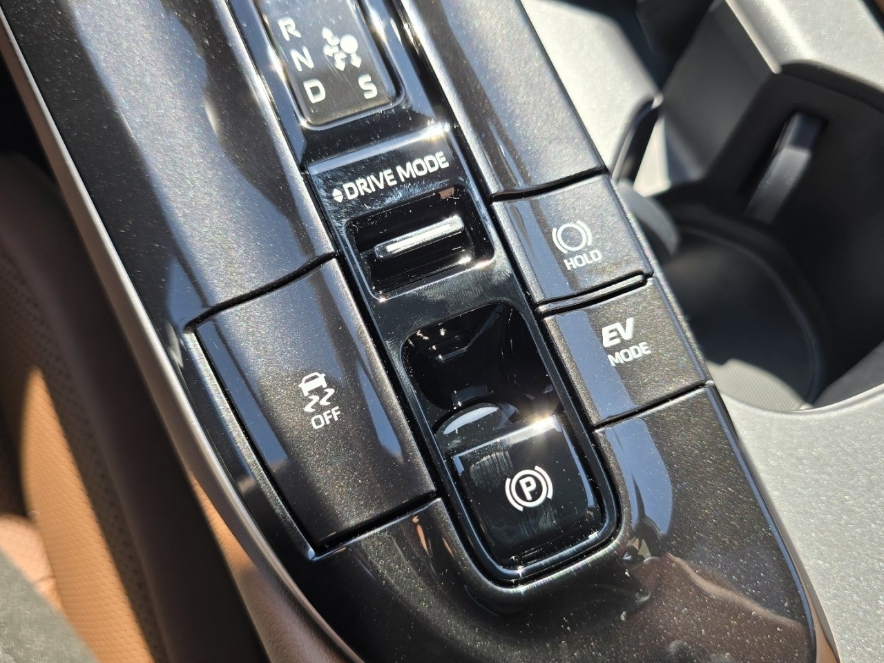 New 2026 Toyota Crown Signia image 8