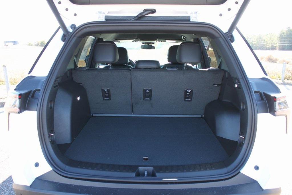 New 2026 Chevrolet Equinox LT w/ Convenience Package II image 19