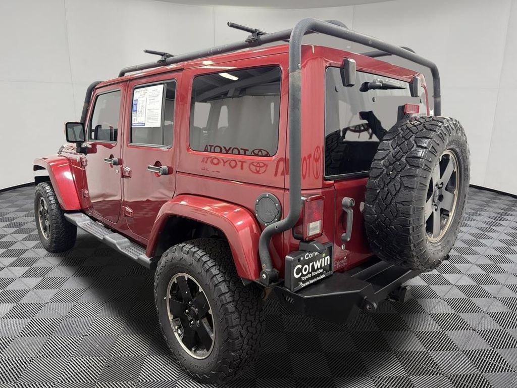 Used 2012 Jeep Wrangler Unlimited Sahara AWD/4WD image 5
