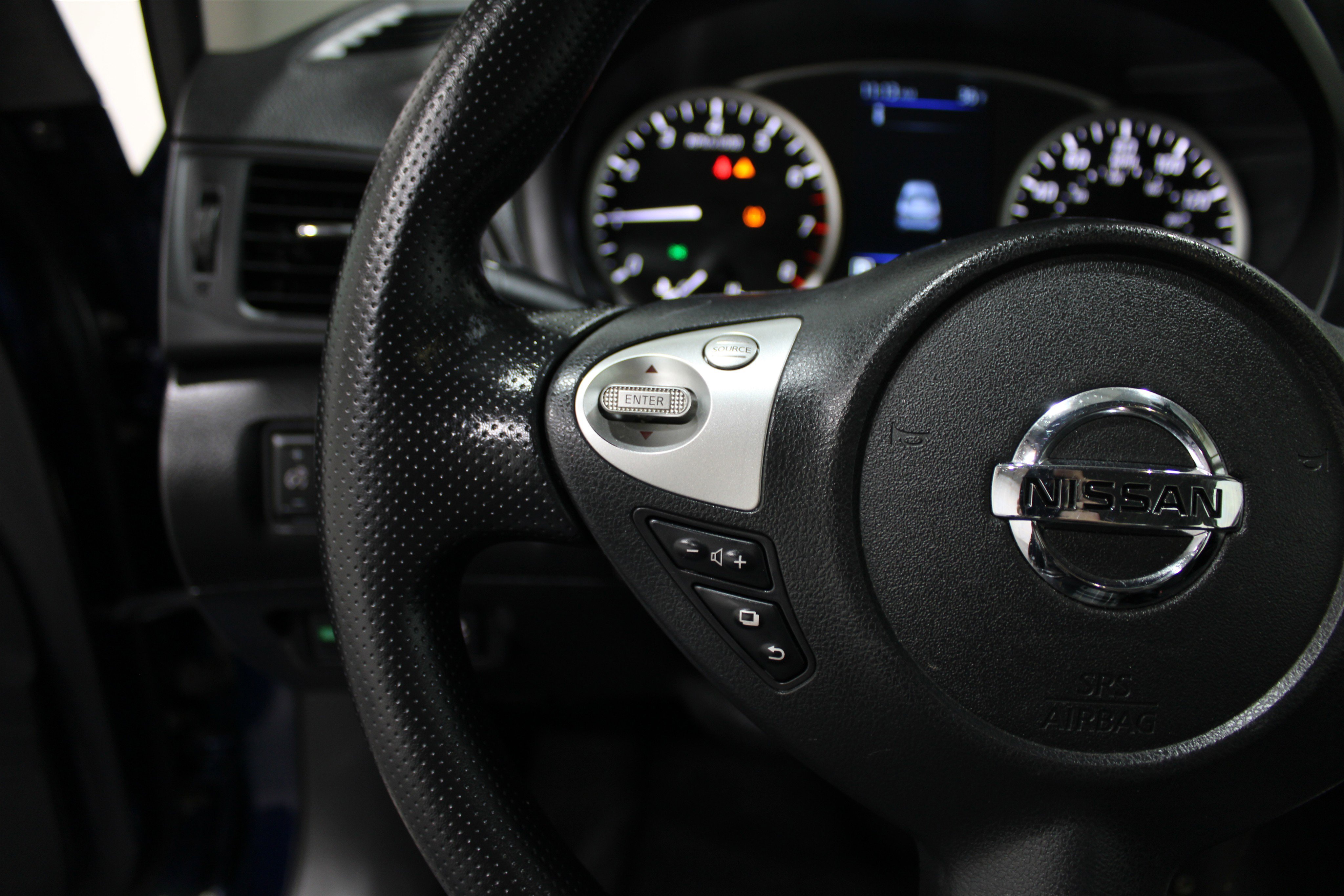 Used 2019 Nissan Sentra S image 10