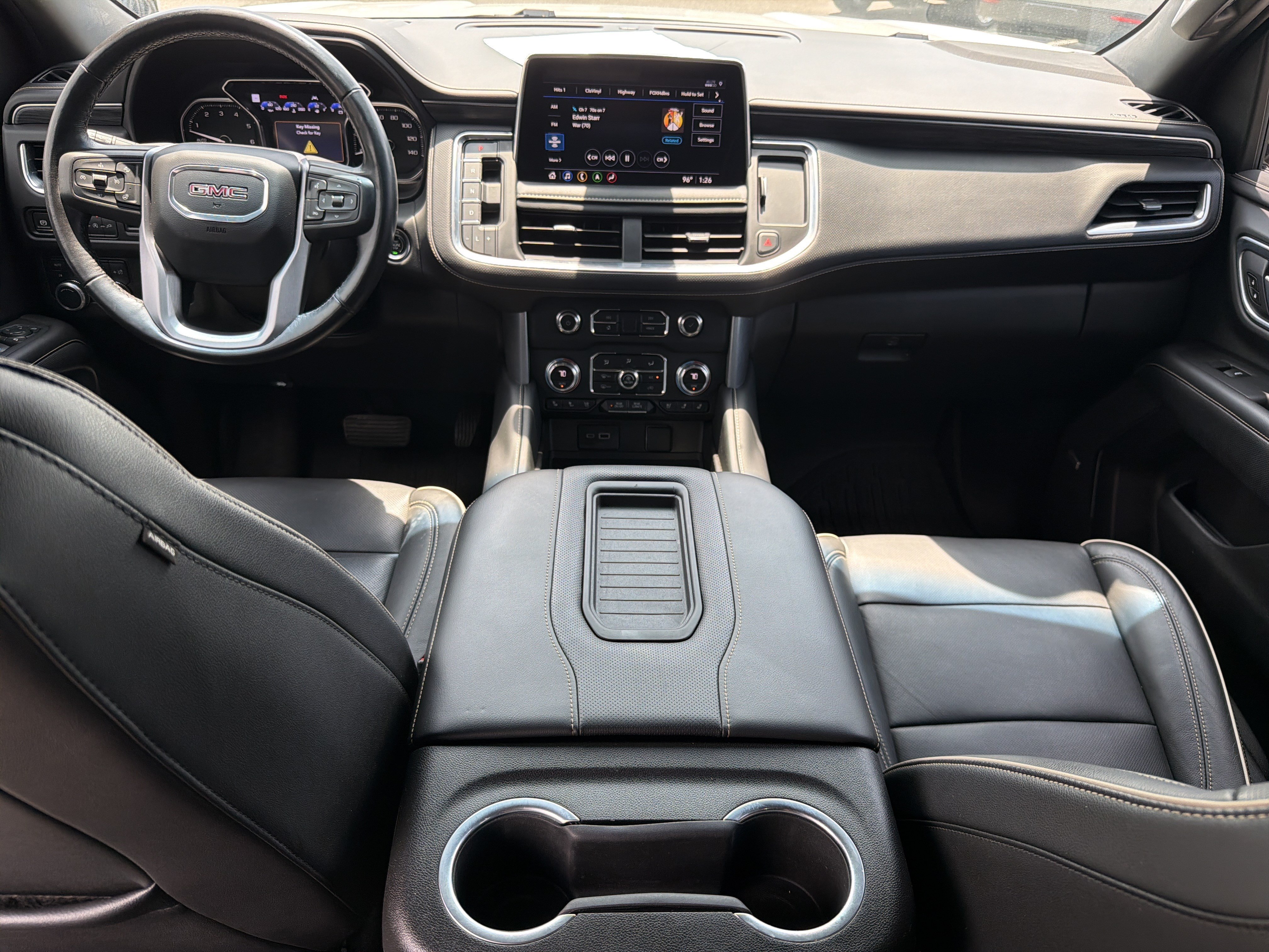 Certified 2021 GMC Yukon XL SLT w/ SLT Luxury Plus Package AWD/4WD image 24