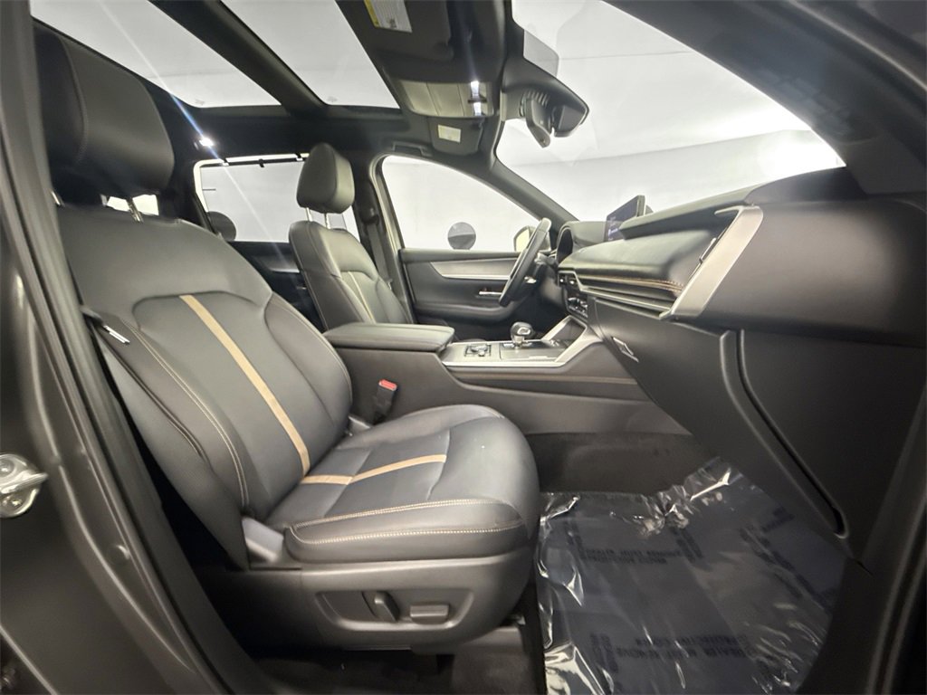 Used 2025 MAZDA CX-90 3.3 Turbo w/ Premium Plus Pkg image 27