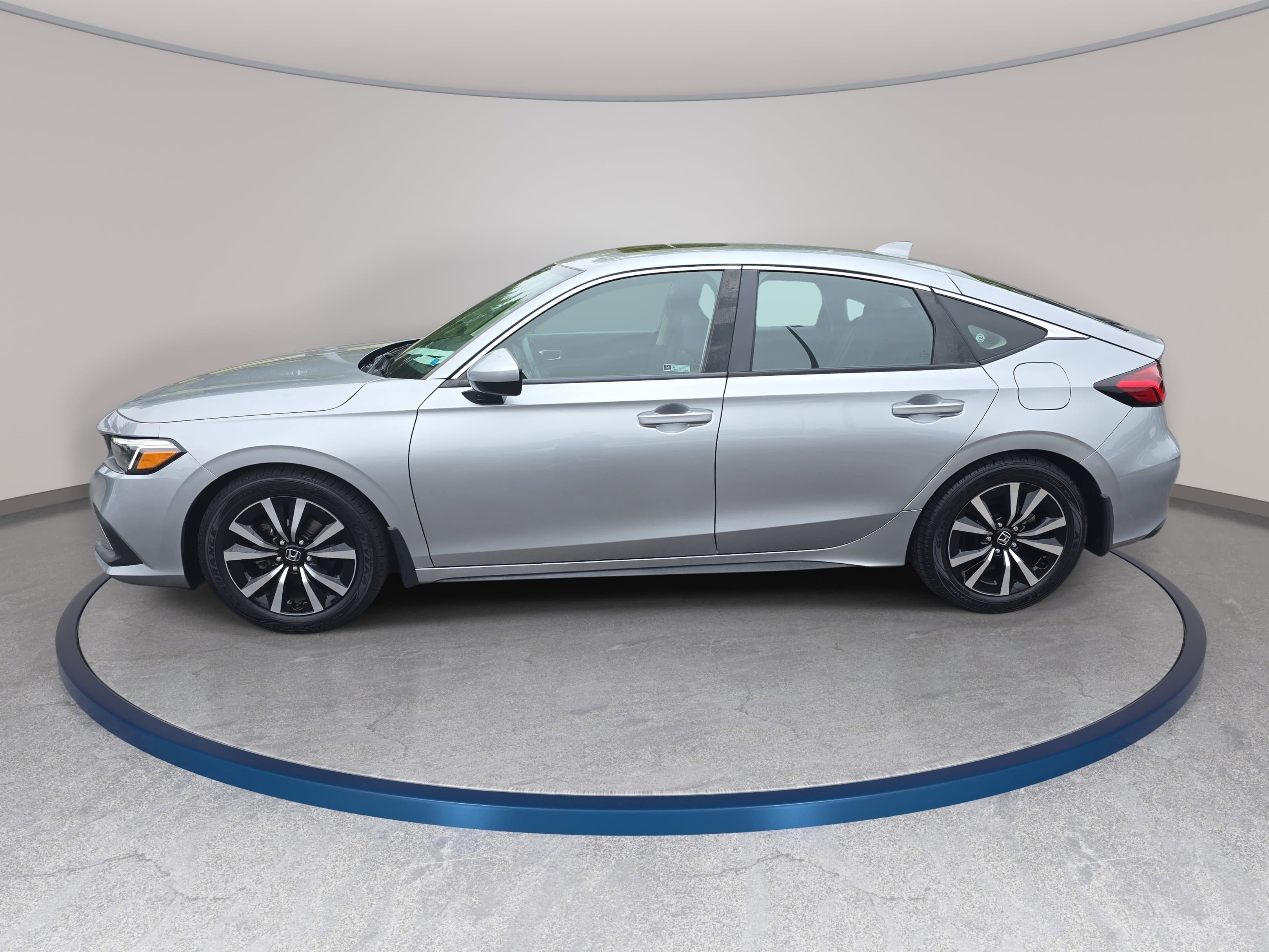 Used 2023 Honda Civic EX-L image 8