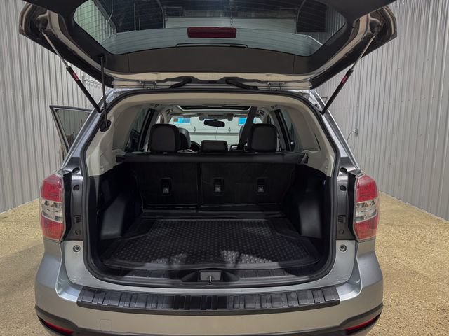 Used 2016 Subaru Forester 2.0XT Touring w/ Eyesight & Navigation System AWD/4WD image 5