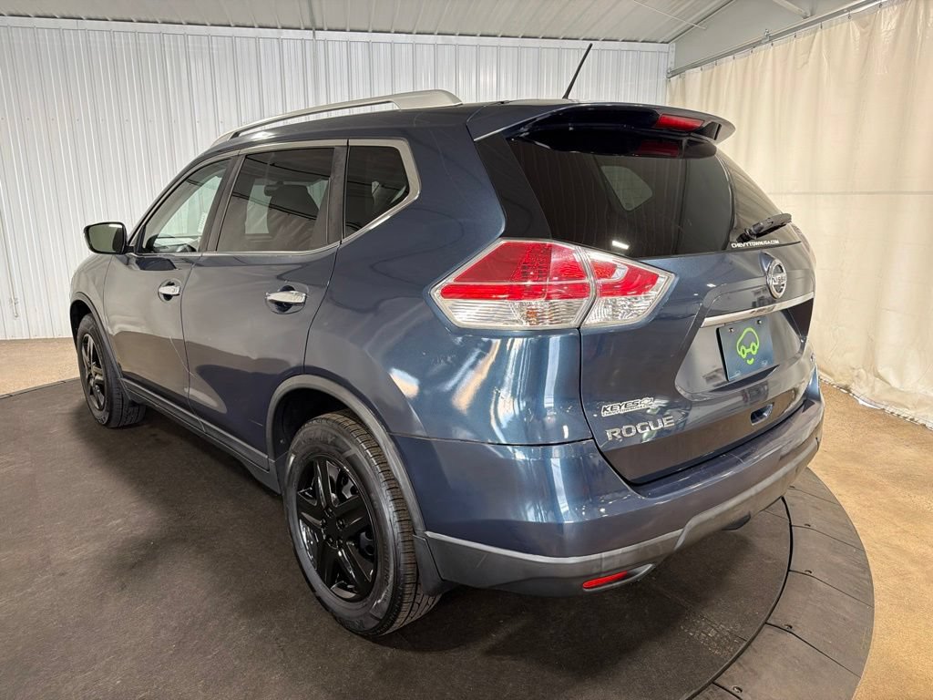 Used 2016 Nissan Rogue S w/ Appearance Package AWD/4WD image 6