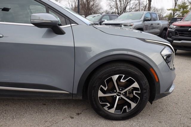 Used 2023 Kia Sportage EX image 14