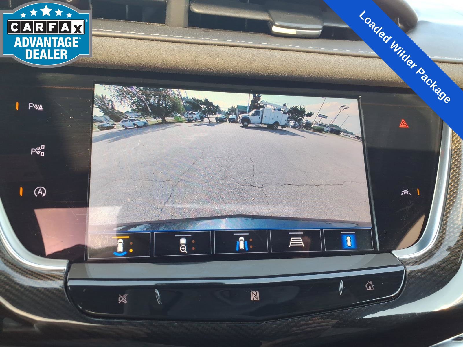 Used 2021 Cadillac XT6 AWD image 23