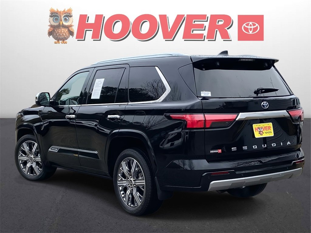 Used 2024 Toyota Sequoia Capstone image 5