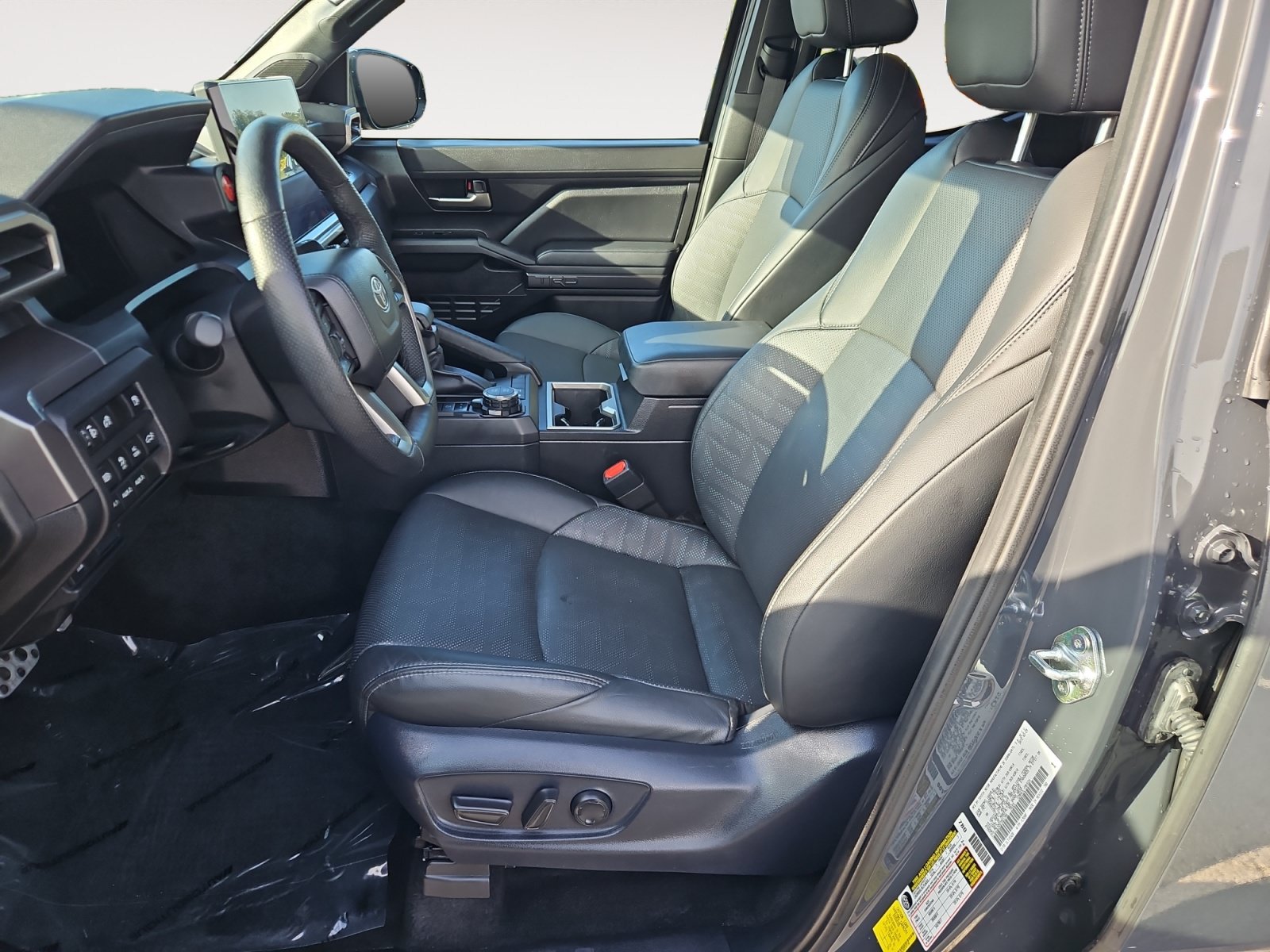 Used 2025 Toyota Tacoma TRD Sport w/ TRD Sport Premium Package AWD/4WD image 11