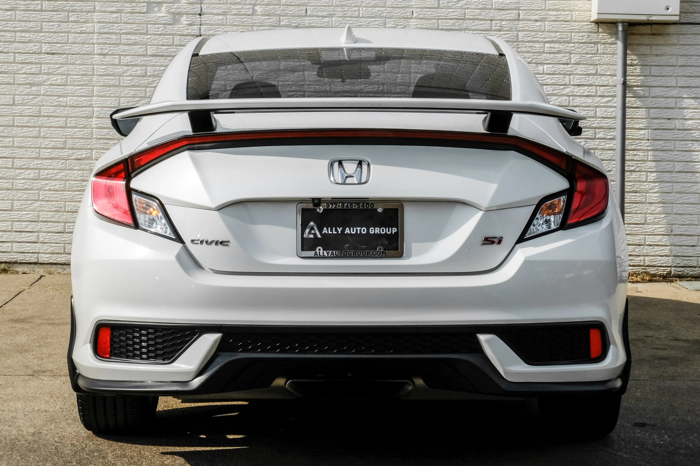 Used 2018 Honda Civic Si image 9