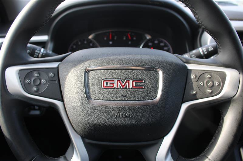 Used 2023 GMC Acadia SLT image 17