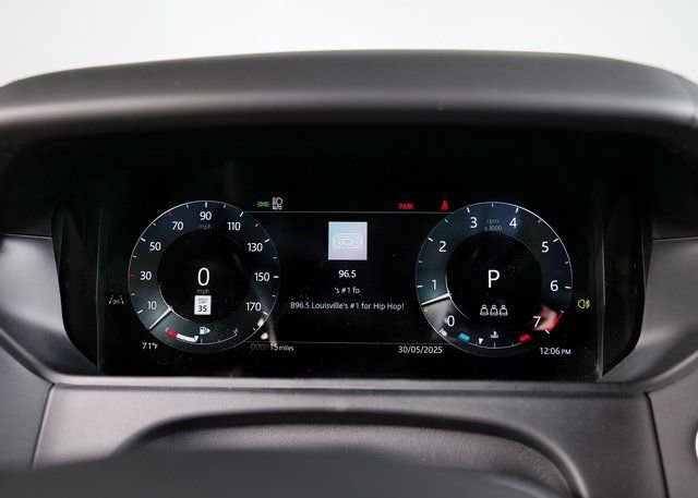 New 2026 Land Rover Range Rover Velar Dynamic SE image 16