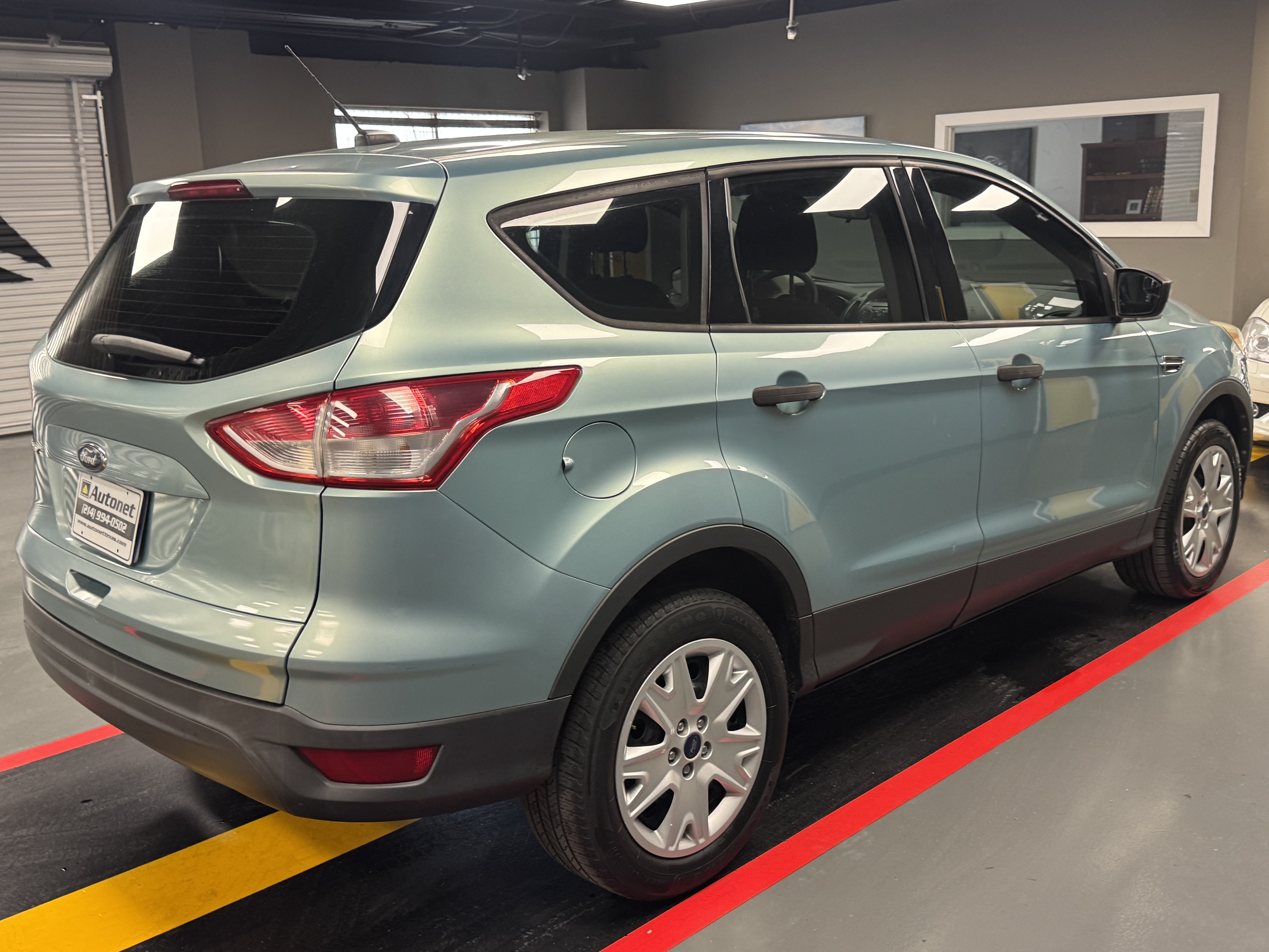 Used 2013 Ford Escape S FWD image 6