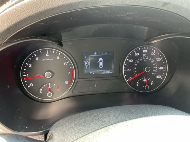 Used 2018 Kia Optima LX w/ 17" Alloy Wheels Package FWD image 16