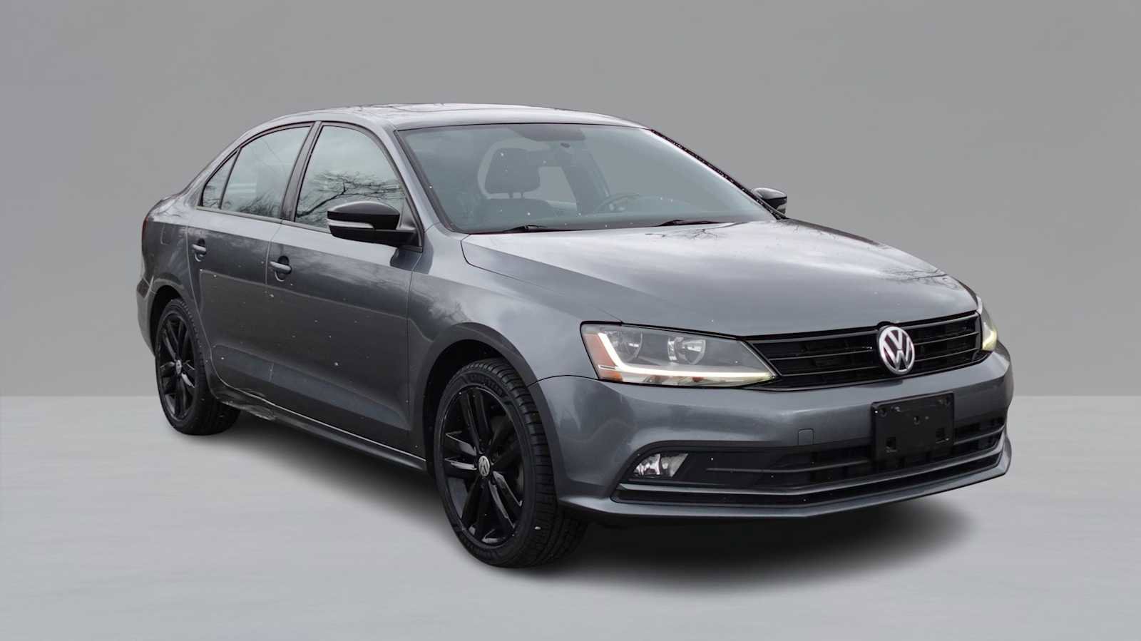 Used 2018 Volkswagen Jetta Sport image 3