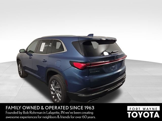 Used 2025 Buick Enclave Preferred w/ Power Package image 9