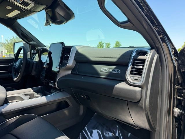 New 2026 RAM 3500 Laramie AWD/4WD image 10