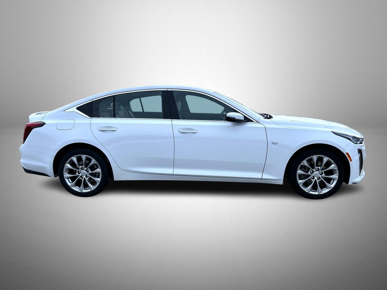 Used 2023 Cadillac CT5 Luxury image 4